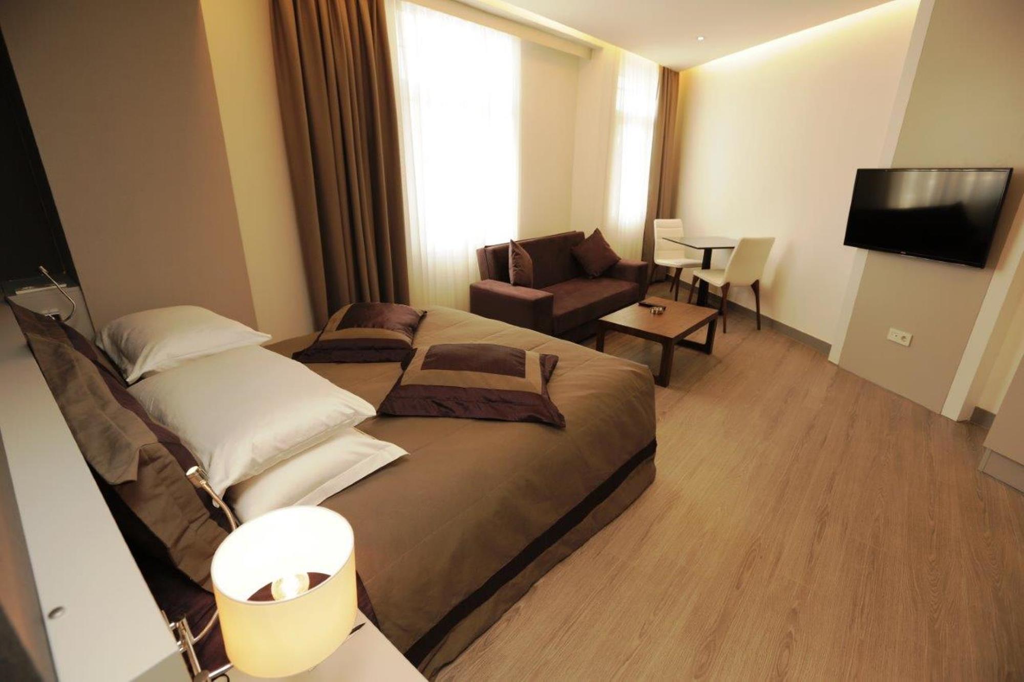 Molton Hotel Nisantasi Istanbul Bagian luar foto